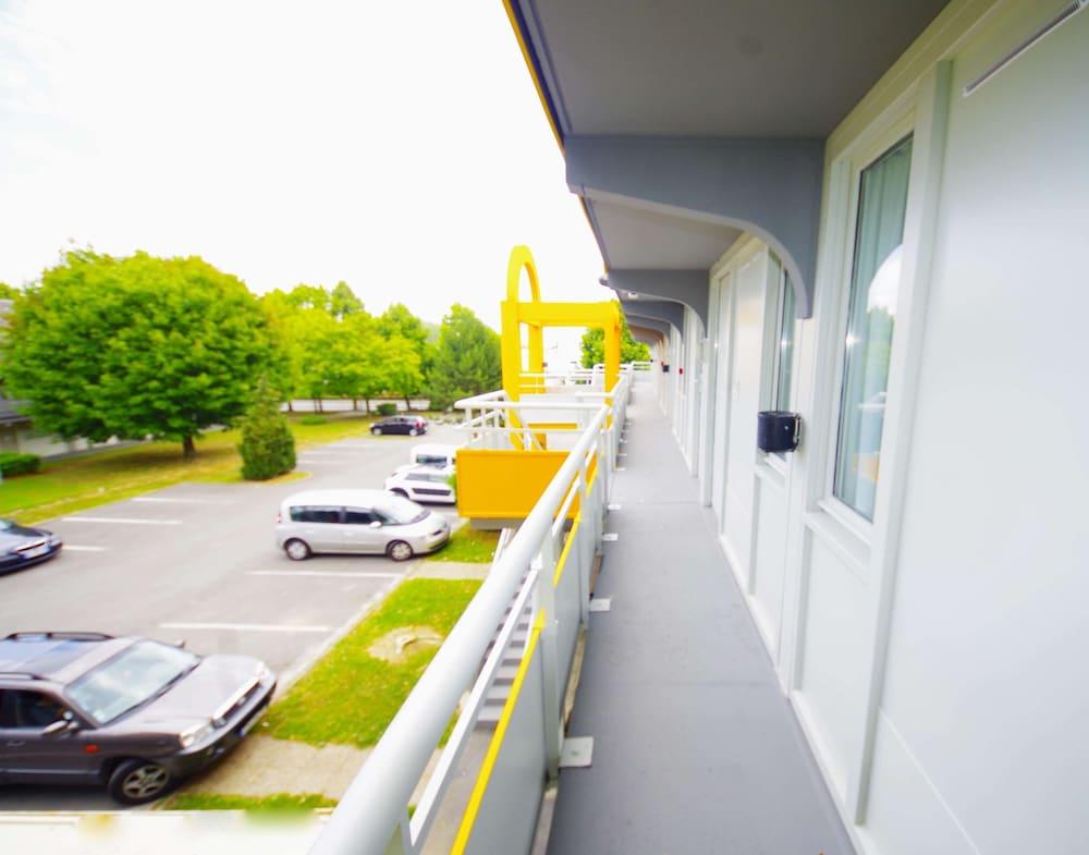 Premiere Classe St Quentin Saint-Quentin  Kültér fotó