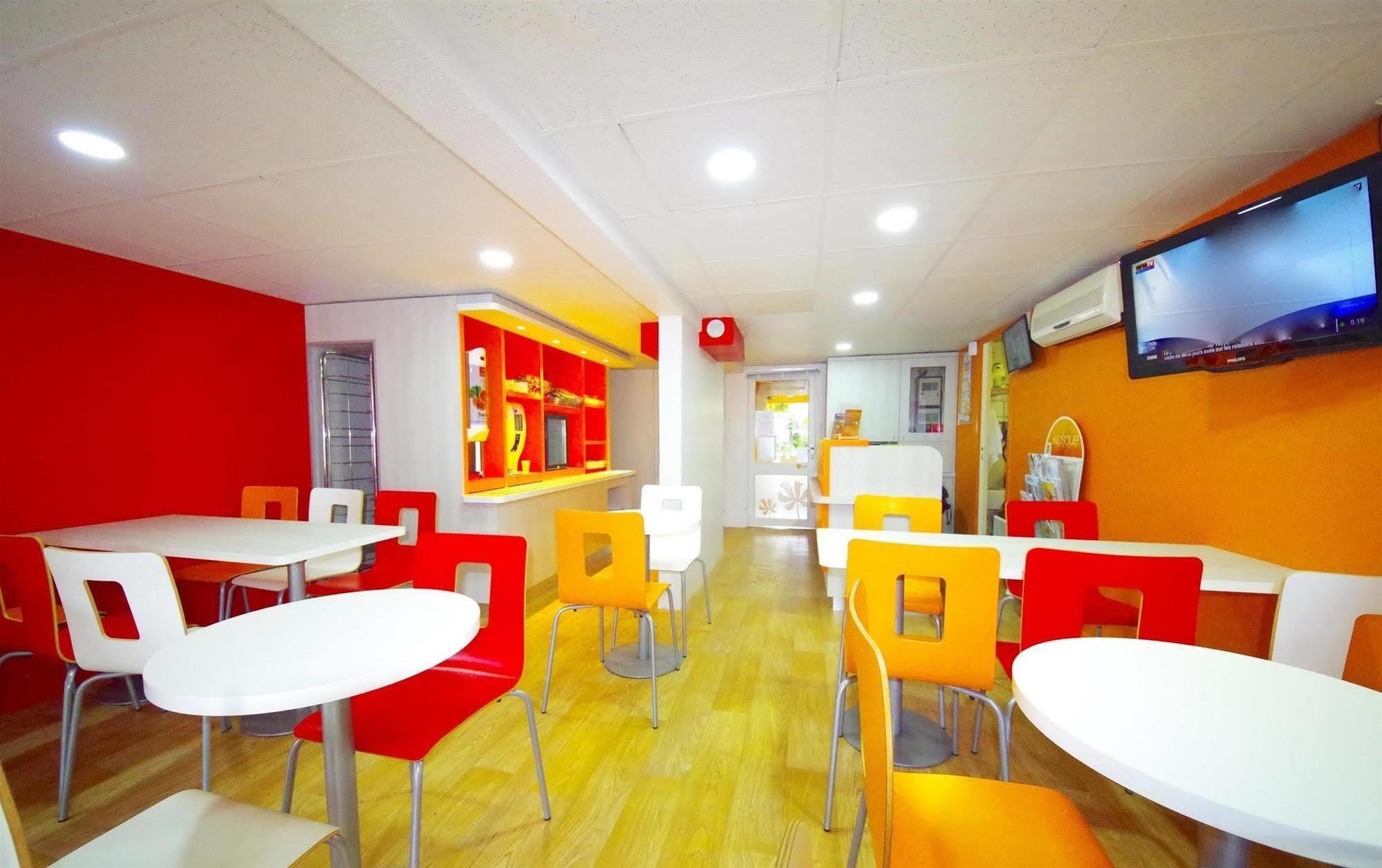 Premiere Classe St Quentin Saint-Quentin  Kültér fotó